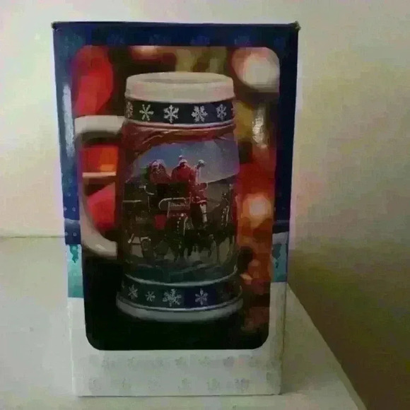 Anheuser  holiday stein. Brand new in box collectors nwt - Picture 2 of 10